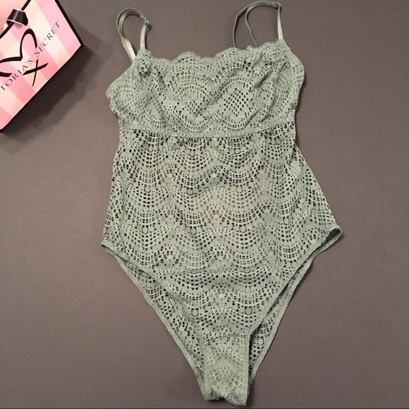 VS Scalloped Lace BodySuit - Green - Picture 4 of 6